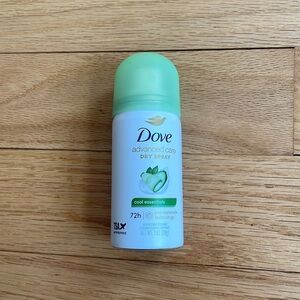 Mini Dove Spray Deodorant